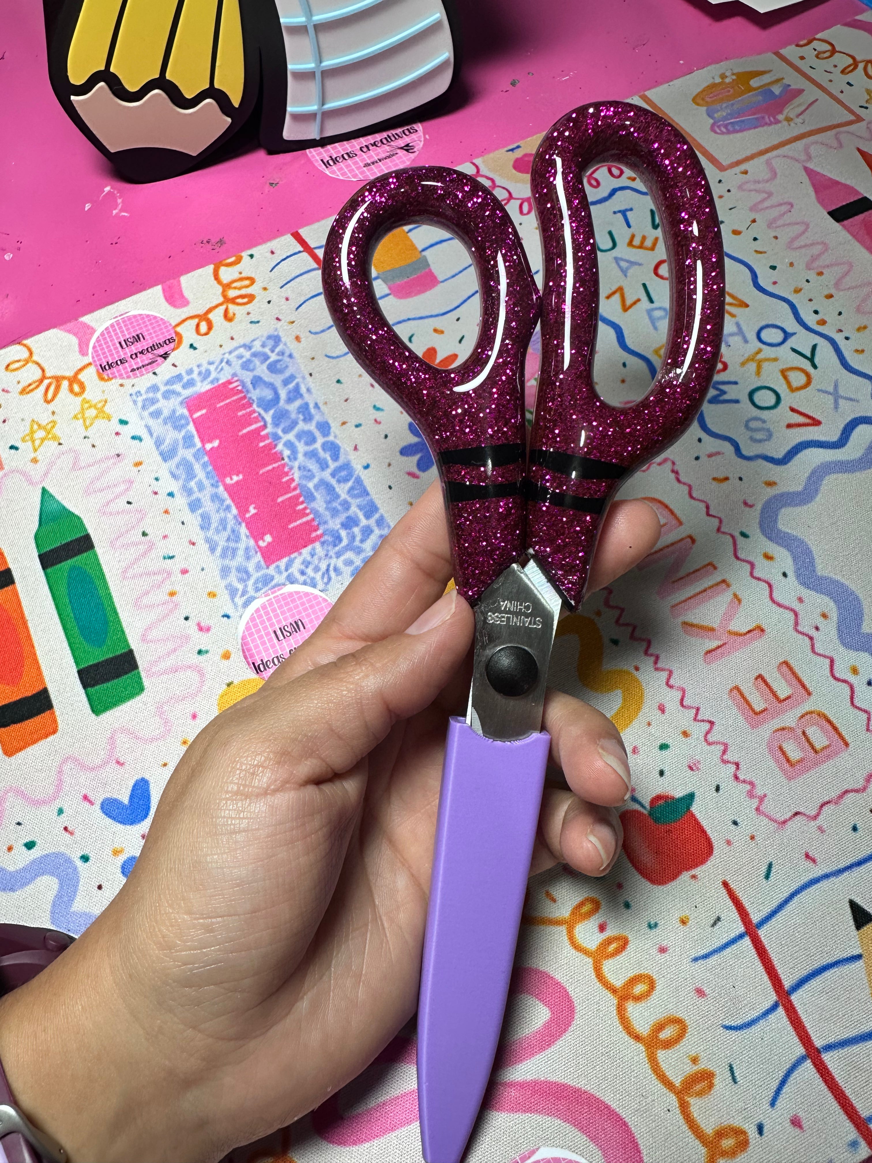 Tijeras personalizadas 8"